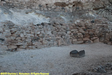 walls and metate